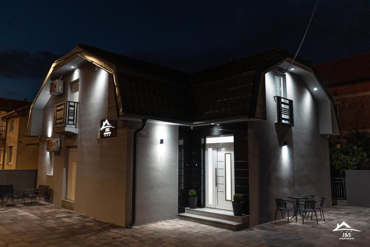 J&S Apartments Ni Kültér fotó
