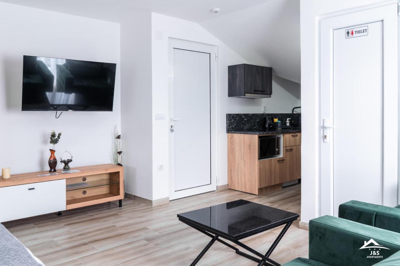 J&S Apartments Ni Kültér fotó