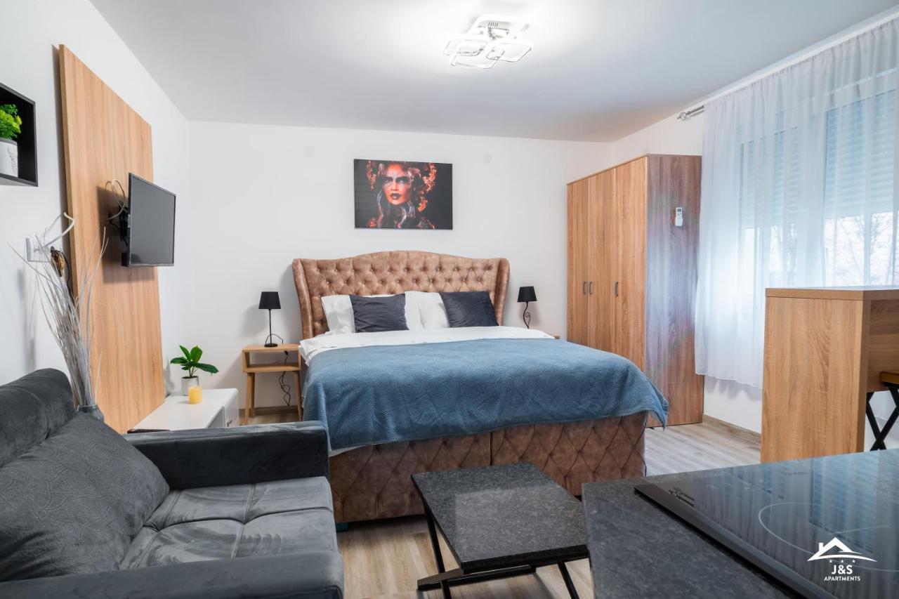 J&S Apartments Ni Kültér fotó