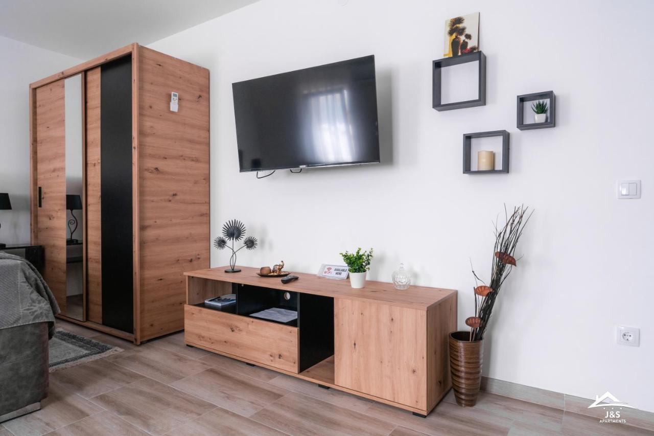J&S Apartments Ni Kültér fotó